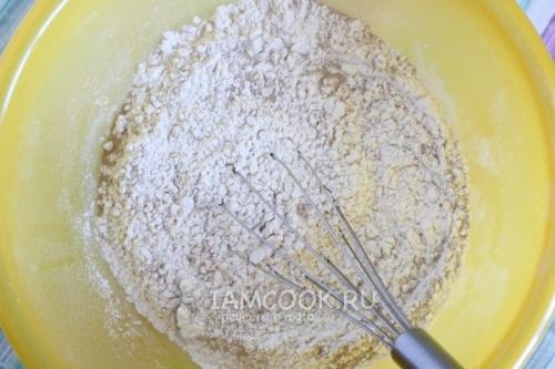 Сдобные булочки с изюмом. Булочки с изюмом из дрожжевого теста