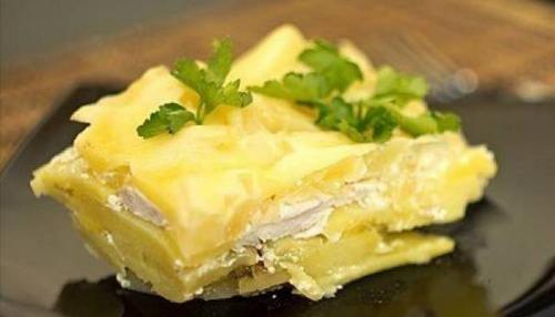 Картофельная запеканка с курицей и сыром