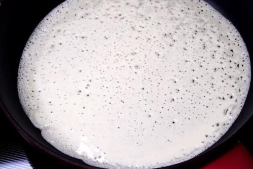 Блины на кефире 500 мл с кипятком. Тонкие блины на кефире с дырочками — пошаговый рецепт с кипятком