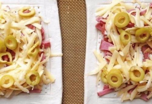 Слойка с ветчиной сыром и яйцом. Готовь вместе с Хрумкой!