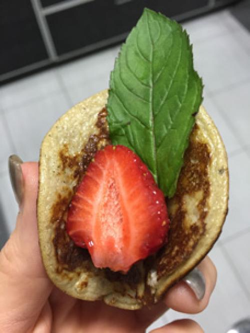 Банановые оладьи без муки и без сахара