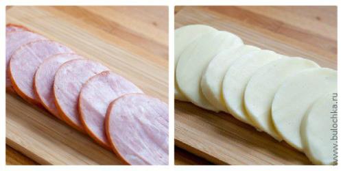 Слойки с ветчиной и сыром из слоёного теста. 