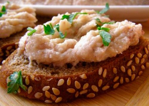 Намазка из селедки и сливочного масла. Помазанки из сельди для бутербродов – лучшие рецепты со всего мира Селедочная намазка для бутербродов