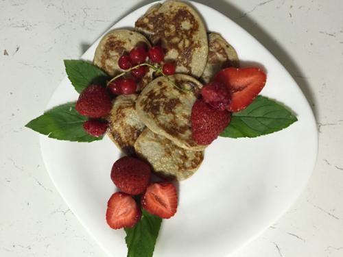 Банановые оладьи без муки и без сахара