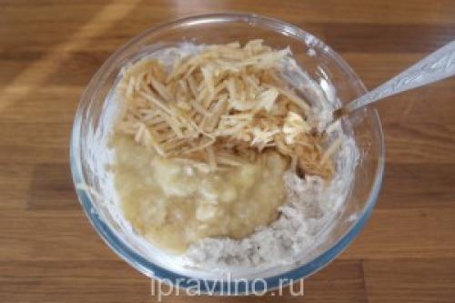 Овсяное печенье из овсяных хлопьев с бананом и яблоком. Творожное печенье с овсянкой, бананом и яблоком: рецепт с пошаговыми фото