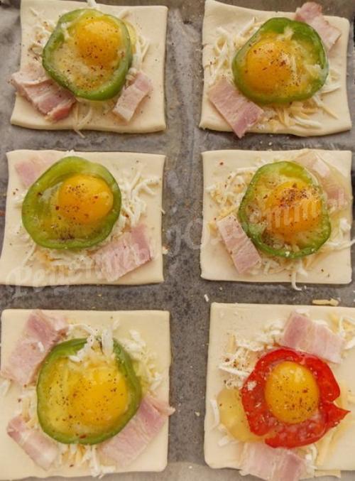 Слойка с ветчиной и сыром и яйцом из слоеного теста. Ингредиенты: