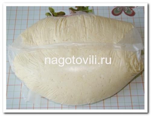 Пирожки с карамельками. Пирожки с конфетами