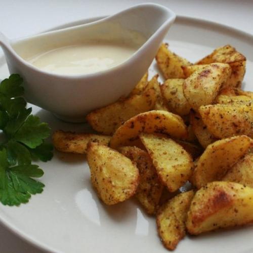 Соус для картошки в духовке. Соус из сметаны для картошки по-селянски