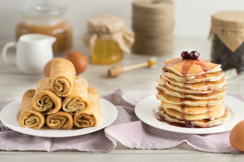 Блины или панкейки. В чем разница между блинами, панкейками и оладьями?