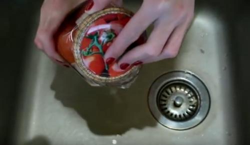 Маринованные помидоры с чесноком