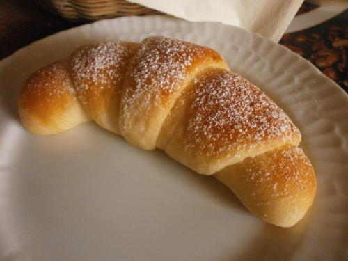 Рогалики в духовке. Рецепт рогаликов с повидлом на дрожжах и молоке