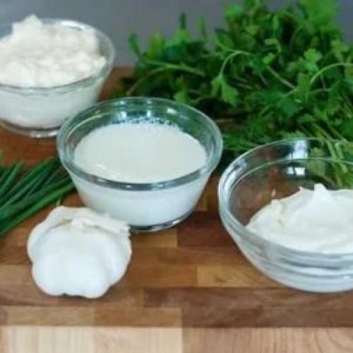 Соус для картошки в духовке. Соус из сметаны для картошки по-селянски