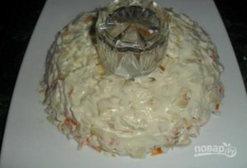 Салат с киви и курицей и сыром Малахитовый браслет. Салат "Малахитовый браслет" с киви