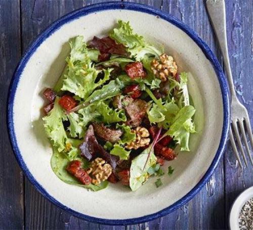 Салат из куриной печени диетический. Салат из куриной печени для диетического питания