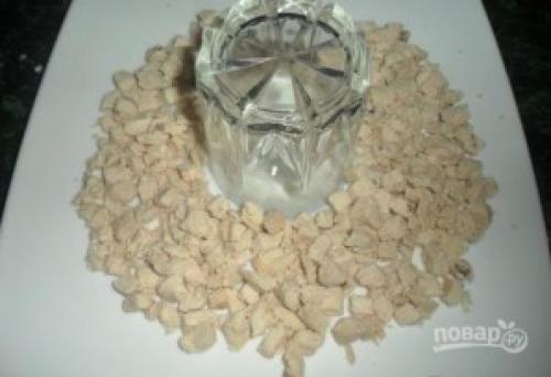 Салат с киви и курицей и сыром Малахитовый браслет. Салат "Малахитовый браслет" с киви