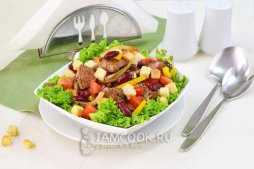 Салат из куриной печени и фасоли. Салат с куриной печенью и фасолью