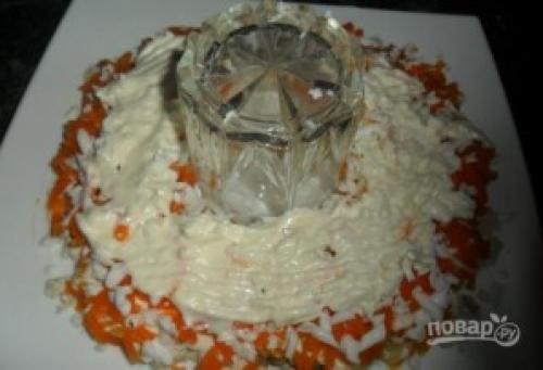 Салат с киви и курицей и сыром Малахитовый браслет. Салат "Малахитовый браслет" с киви