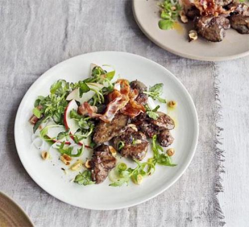 Салат из куриной печени диетический. Салат из куриной печени для диетического питания