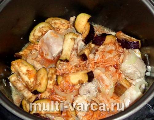 Куриная грудка с баклажанами в мультиварке. Курица с баклажанами в мультиварке