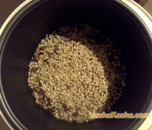 Перловка с грибами в мультиварке. Приготовление