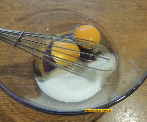 Вкусные, сдобные пирожки с мясом на основе дрожжевого теста