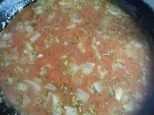 Тефтели в томатном соусе под сыром от Джейми Оливера