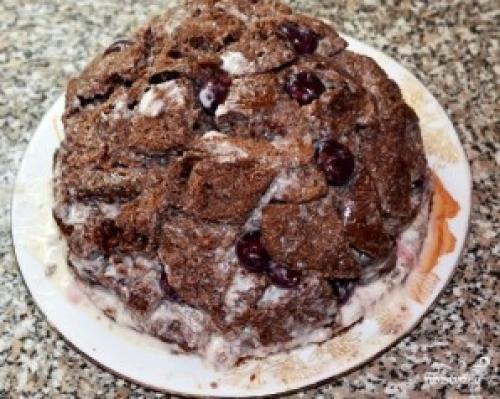 Домашний торт с вишней