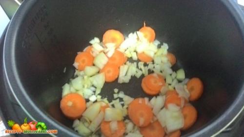 Куриная запеканка с овощами в мультиварке