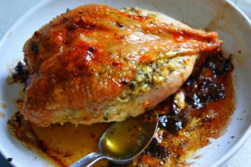 Куриная грудка, запеченная в духовке по-французски