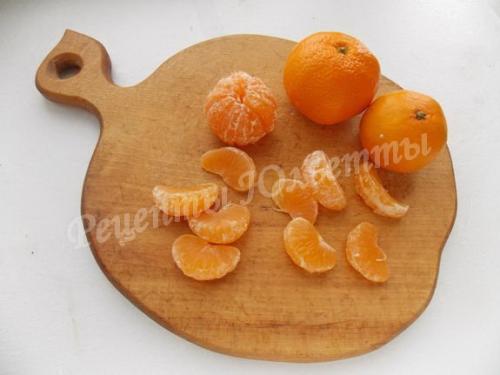 Рецепт пирога с фруктами на минералке. Ингредиенты: