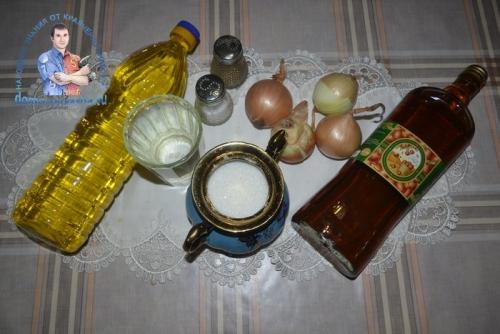 Как замариновать лук для соленой селедки с уксусом