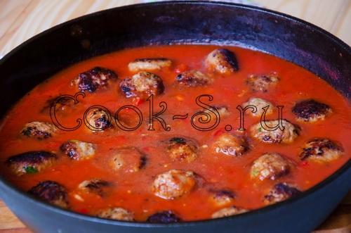 Фрикадельки с пастой в томатном соусе рецепт. Паста с фрикадельками