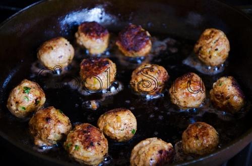 Фрикадельки с пастой в томатном соусе рецепт. Паста с фрикадельками