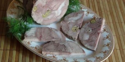 Свиная ветчина в банке. В ветчиннице