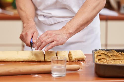 Рецепт липких булочек с корицей. «Липкие булочки» по рецепту Марка Синклера (Sinclair's Sticky Buns)