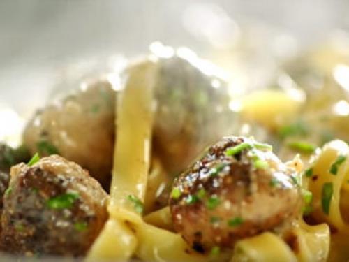 Паста с фрикадельками джейми оливер. I. Легкая карбонара с фрикадельками