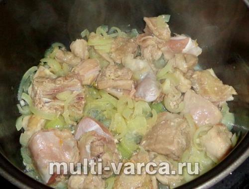 Куриная грудка с баклажанами в мультиварке. Курица с баклажанами в мультиварке