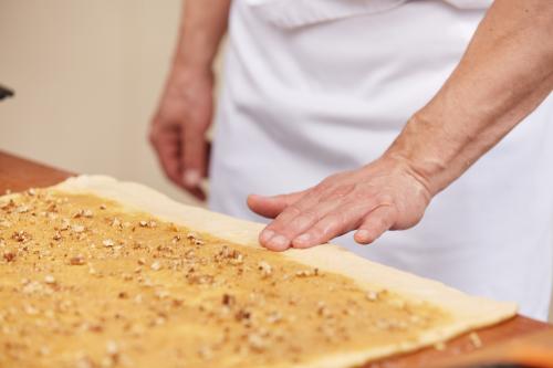 Рецепт липких булочек с корицей. «Липкие булочки» по рецепту Марка Синклера (Sinclair's Sticky Buns)