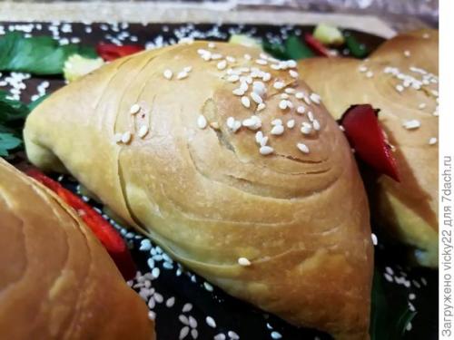 Пирожки из тонкого теста с мясом. Духовые пирожки с мясом - невероятно нежное тесто, много сочной начинки