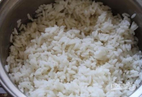 Самый популярный салат с кальмарами. Салат с кальмарами и рисом