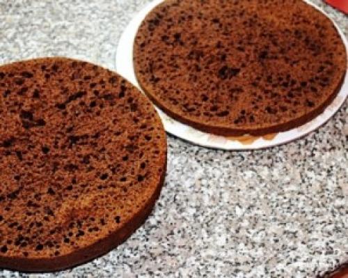 Домашний торт с вишней