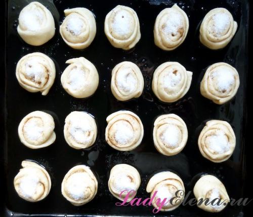 Горячие булочки с корицей. Булочки с корицей из дрожжевого теста — фото рецепт пошаговый