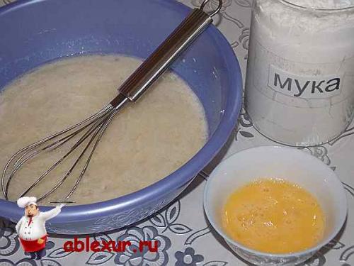 Пирог с зелёным луком и яйцом в духовке. Пирог с зеленым луком и яйцом: рецепт с фотографиями