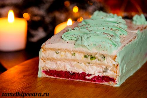 Закусочный торт из тостерного хлеба с курицей