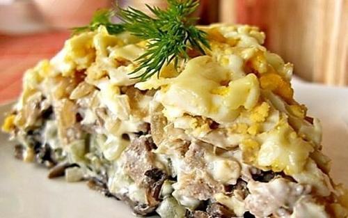 Топ 10 самых вкусных салатов с грибами. Топ-7 самых вкусных салатов с грибами