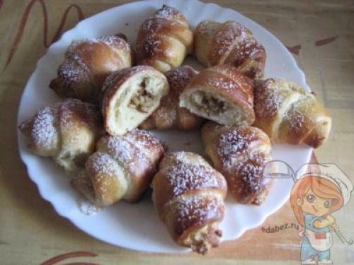 Рогалики без дрожжей. С орехами