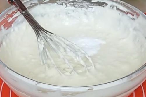 Оладьи на 1 литре кефире. Вкусные оладьи на кефире