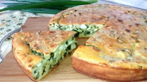 Заливной пирог на кефире с яйцом и зеленым луком и рисом. Изумительный пирог на кефире с яйцом и зеленым луком