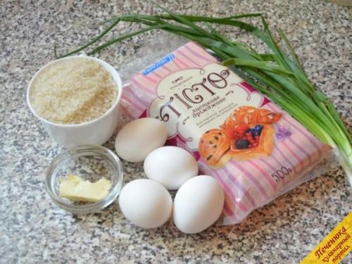 Пирог в мультиварке с рисом и яйцом. Описание рецепта: