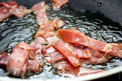 Паста с ветчиной и помидорами. Ингредиенты (на 2 порции)